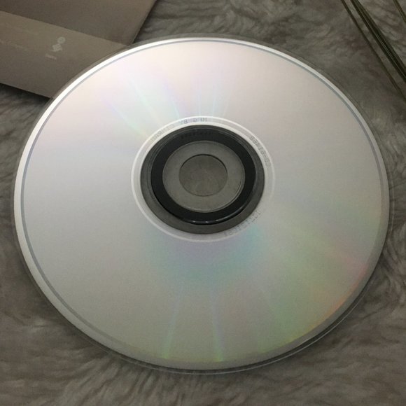 Bjork 'Debut' Album CD - Picture 5 of 7